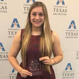 Meet your Posher, Kira